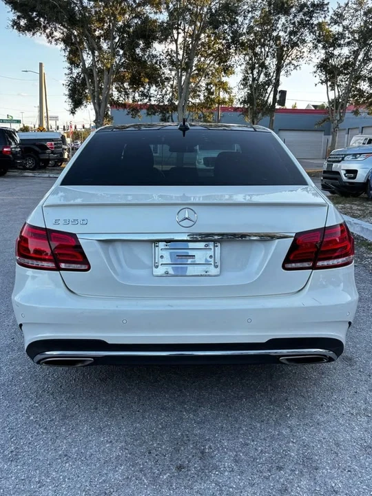2014 Mercedes-Benz W212 E-Class - Image 8 of 19
