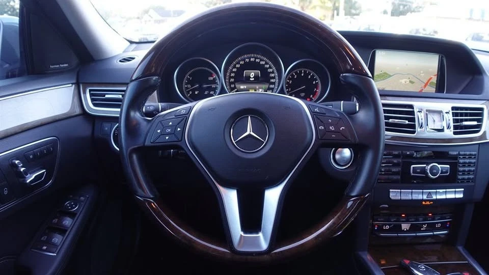 2014 Mercedes-Benz W212 E-Class - Image 9 of 19