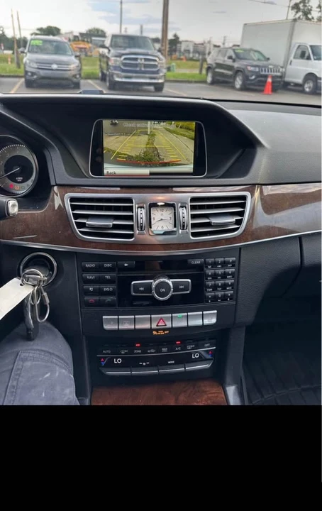 2014 Mercedes-Benz W212 E-Class - Image 13 of 17