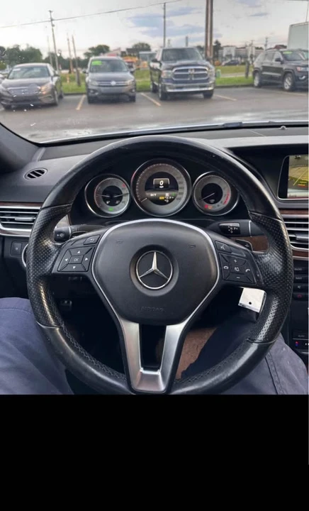 2014 Mercedes-Benz W212 E-Class - Image 14 of 17