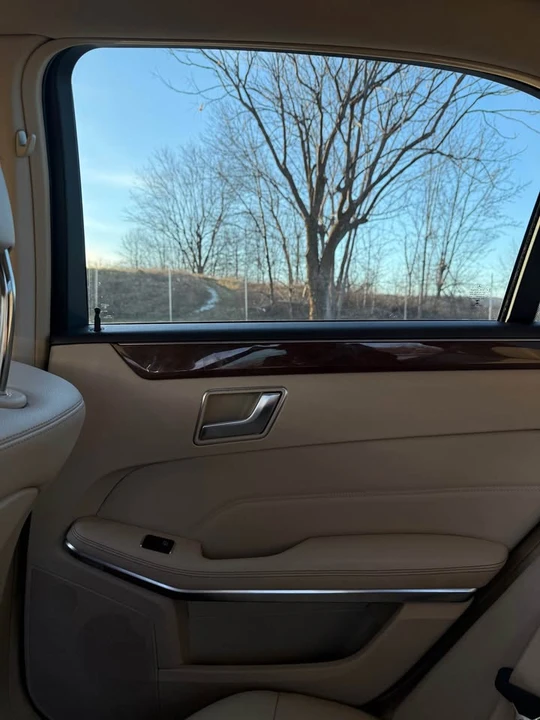 2014 Mercedes-Benz W212 E-Class - Image 12 of 20