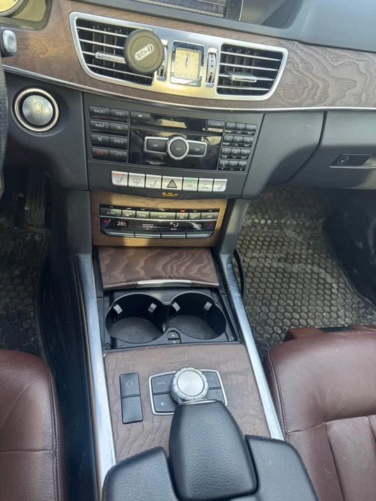 2014 Mercedes-Benz W212 E-Class - Image 12 of 12