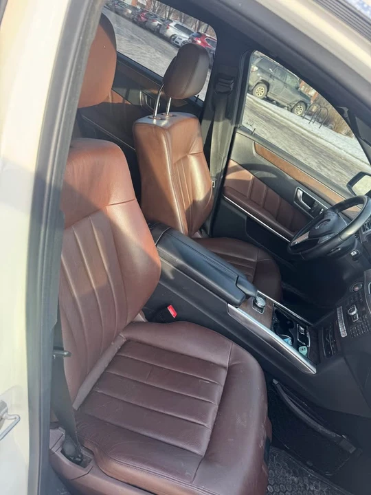 2014 Mercedes-Benz W212 E-Class - Image 7 of 12