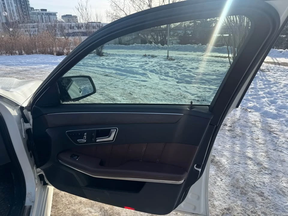 2014 Mercedes-Benz W212 E-Class - Image 8 of 12