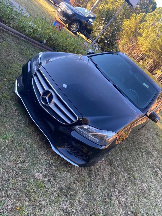 2014 Mercedes-Benz W212 E-Class - Image 2 of 15