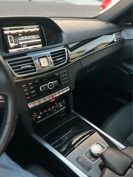 2014 Mercedes-Benz W212 E-Class - Image 3 of 17