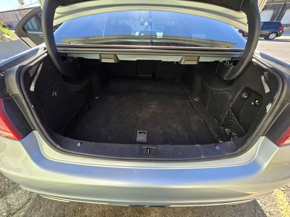 2014 Mercedes-Benz W212 E-Class - Image 12 of 17