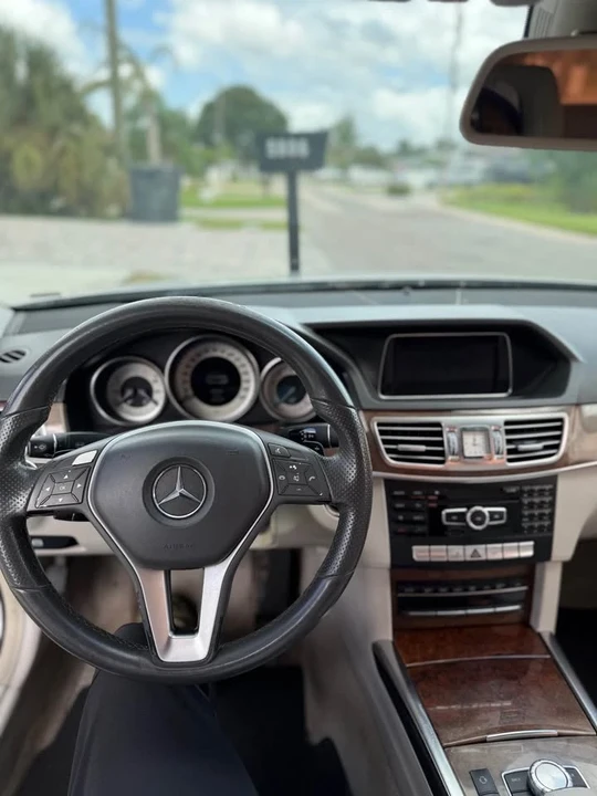 2014 Mercedes-Benz W212 E-Class - Image 6 of 11