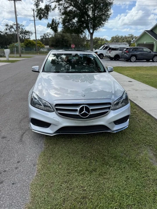 2014 Mercedes-Benz W212 E-Class - Image 2 of 11