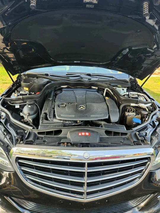 2014 Mercedes-Benz W212 E-Class - Image 10 of 13
