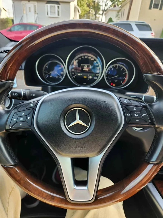 2014 Mercedes-Benz W212 E-Class - Image 9 of 13