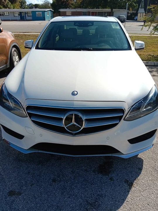 2014 Mercedes-Benz W212 E-Class - Image 3 of 10