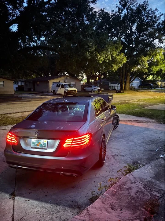 2014 Mercedes-Benz W212 E-Class - Image 12 of 12