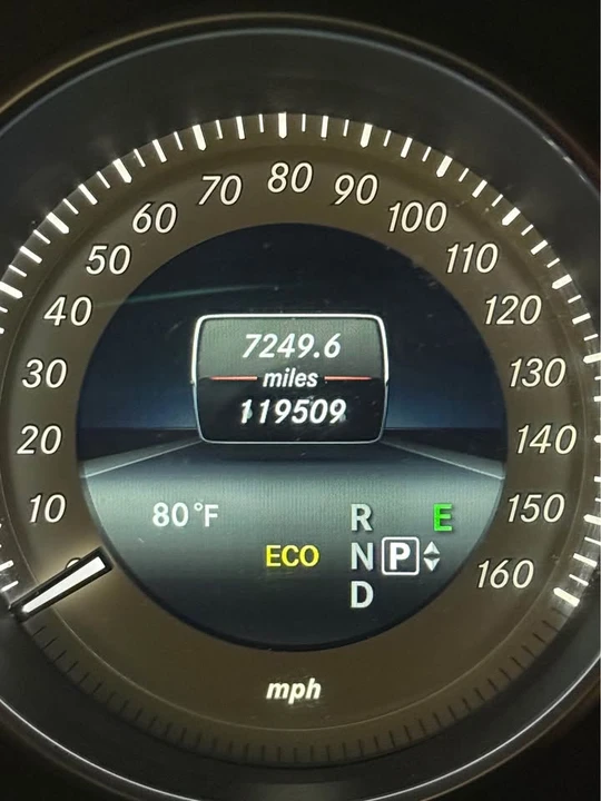 2014 Mercedes-Benz W212 E-Class - Image 6 of 9