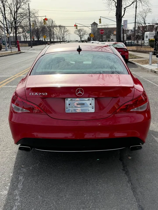 2014 Mercedes-Benz W212 E-Class - Image 3 of 12