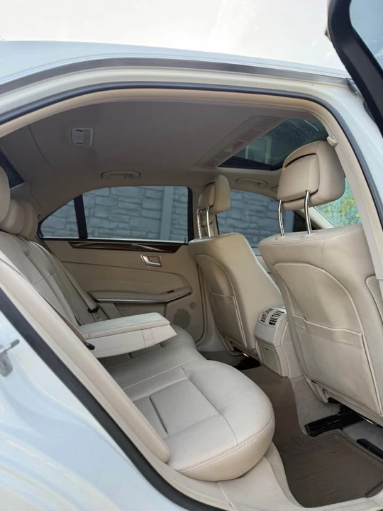 2014 Mercedes-Benz W212 E-Class - Image 9 of 16
