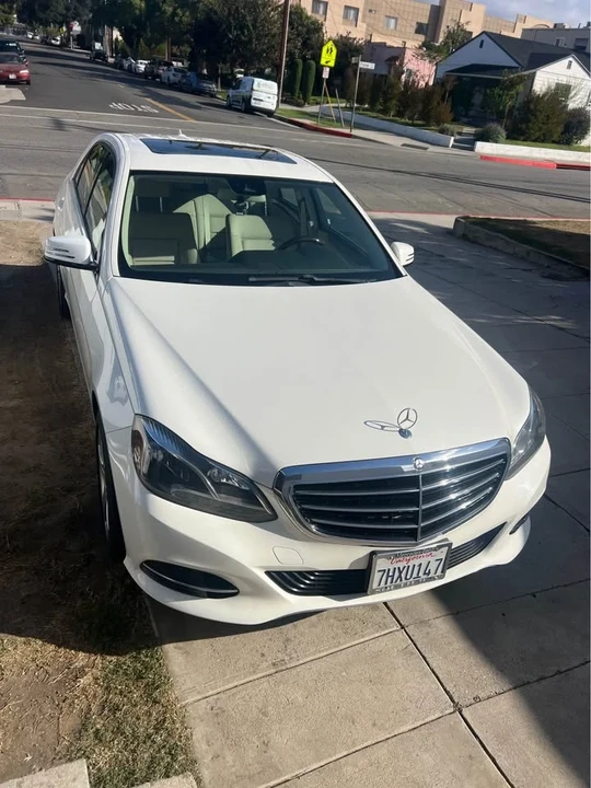 2014 Mercedes-Benz W212 E-Class - Image 4 of 11