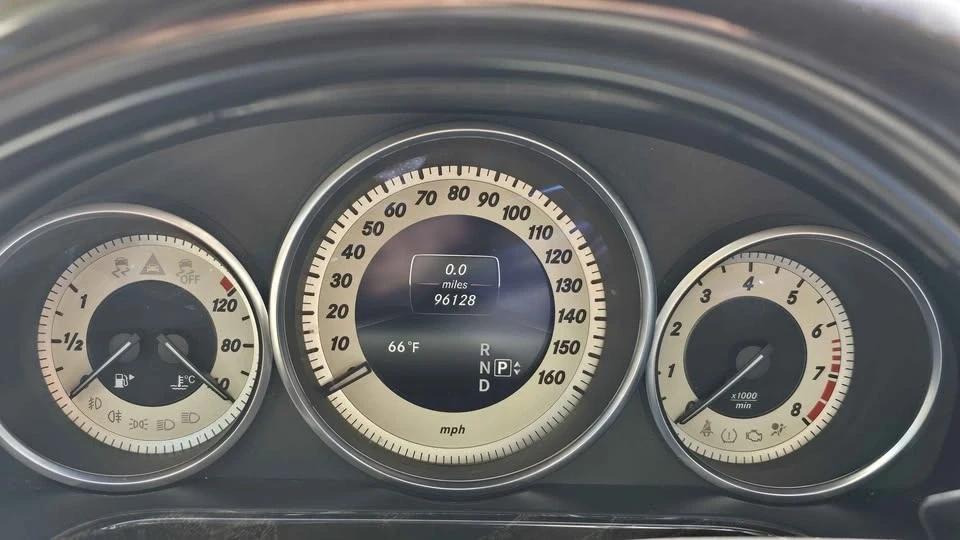 2014 Mercedes-Benz W212 E-Class - Image 11 of 11