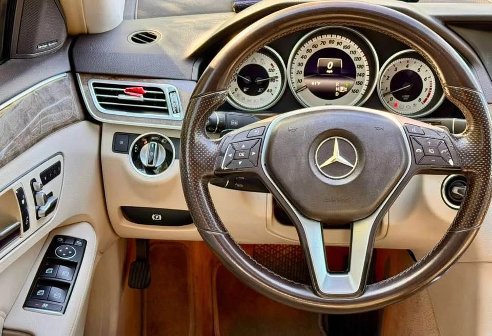 2014 Mercedes-Benz W212 E-Class - Image 5 of 20