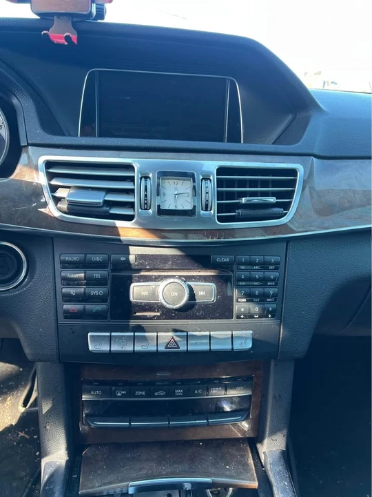 2014 Mercedes-Benz W212 E-Class - Image 6 of 11