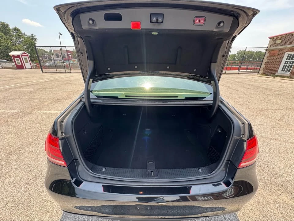 2014 Mercedes-Benz W212 E-Class - Image 8 of 19