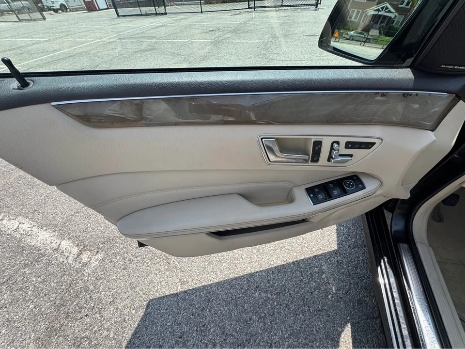 2014 Mercedes-Benz W212 E-Class - Image 16 of 19