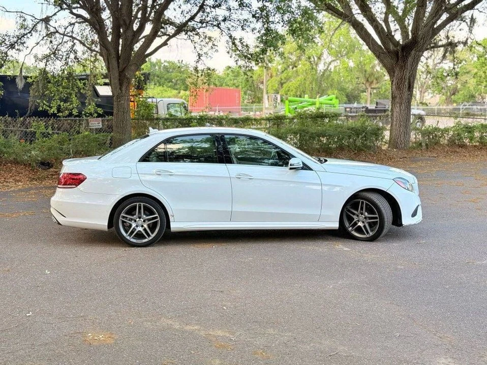 2014 Mercedes-Benz W212 E-Class - Image 2 of 17