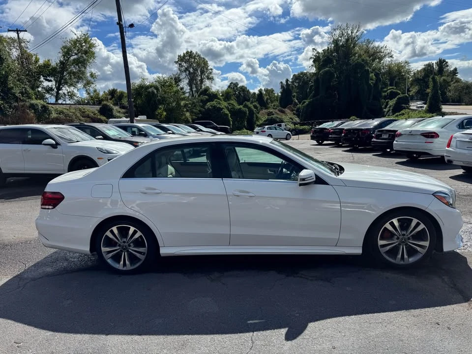 2014 Mercedes-Benz W212 E-Class - Image 8 of 15