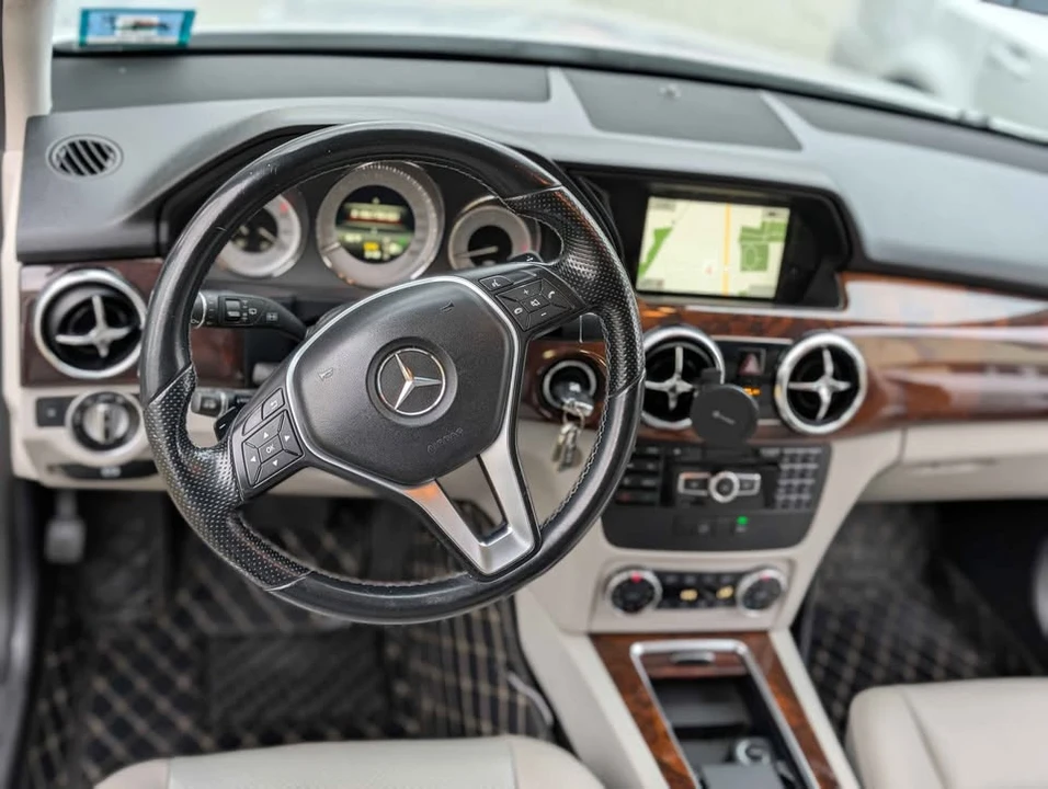 2014 Mercedes-Benz GLK-Class - Image 11 of 15