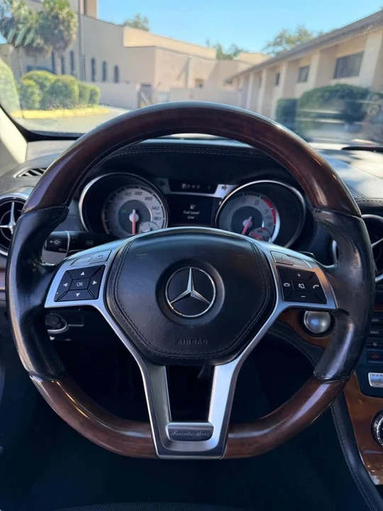 2014 Mercedes-Benz R231 SL-Class - Image 10 of 15