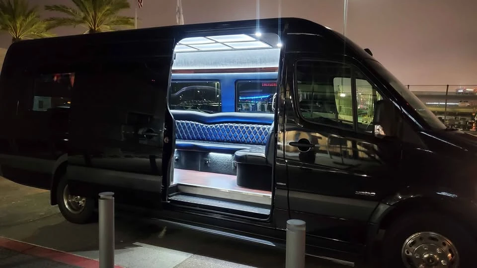 2014 Mercedes-Benz NCV3 Sprinter - Image 7 of 9
