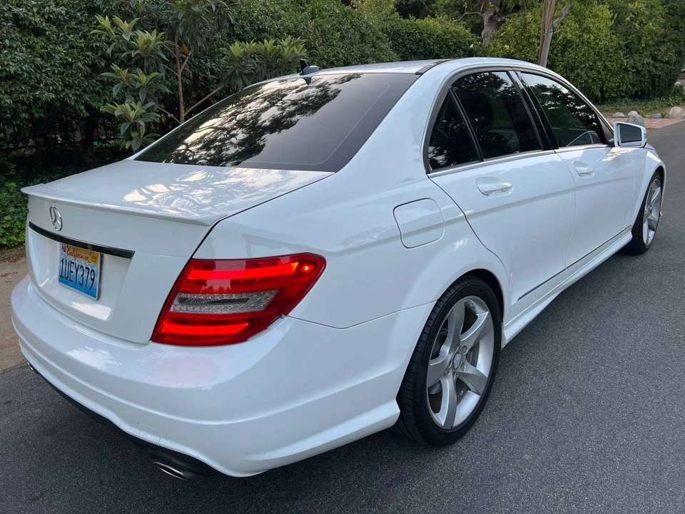2014 Mercedes-Benz W204 C-Class - Image 6 of 21