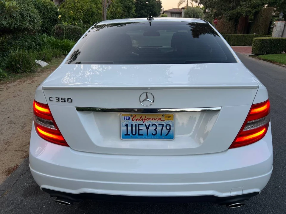 2014 Mercedes-Benz W204 C-Class - Image 8 of 21