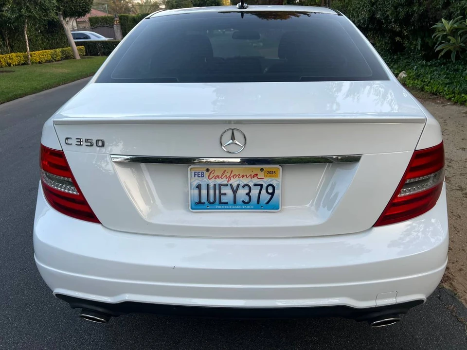 2014 Mercedes-Benz W204 C-Class - Image 9 of 21