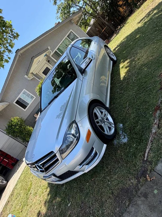 2014 Mercedes-Benz W204 C-Class - Image 2 of 8