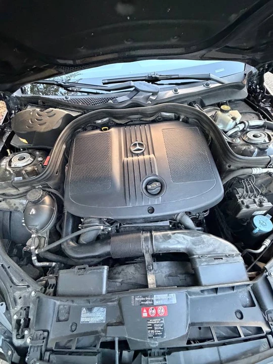 2014 Mercedes-Benz W212 E-Class - Image 15 of 21