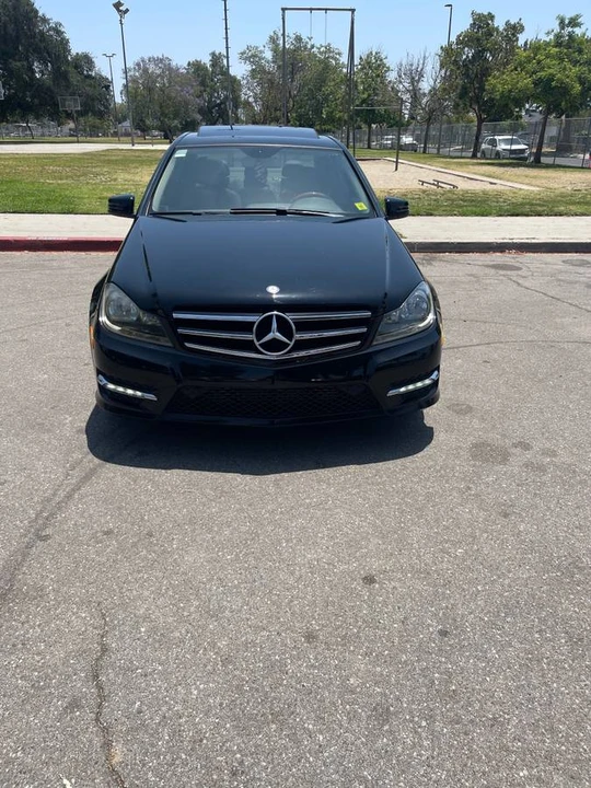 2014 Mercedes-Benz W204 C-Class - Image 2 of 14