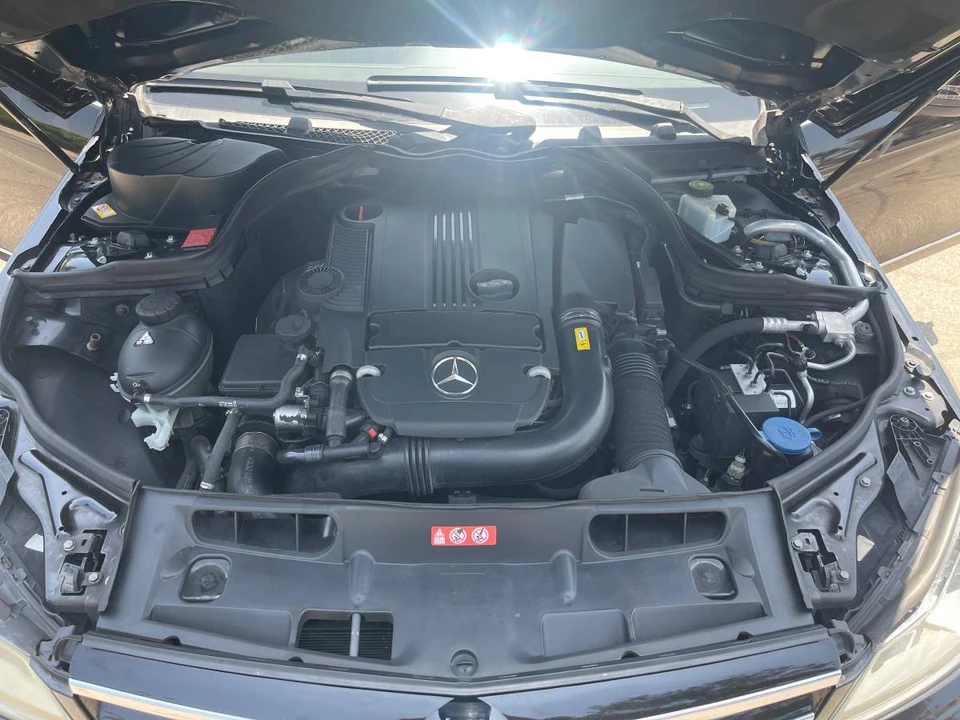 2014 Mercedes-Benz W204 C-Class - Image 13 of 14