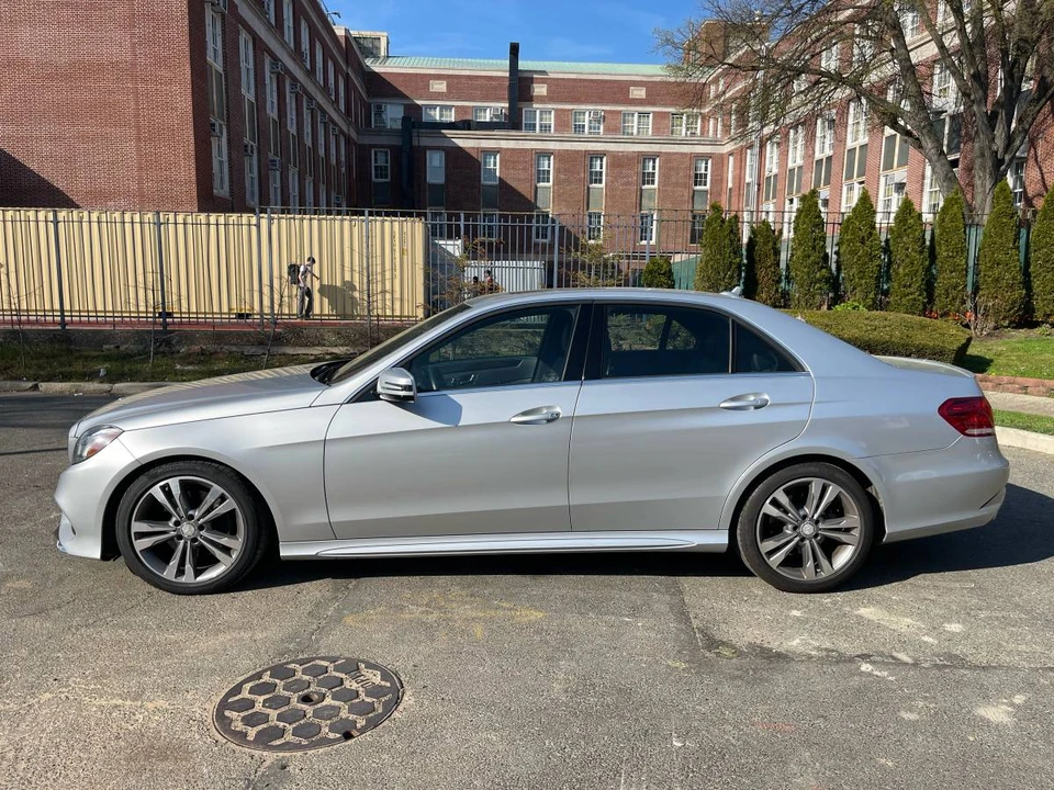 2014 Mercedes-Benz W212 E-Class - Image 2 of 10