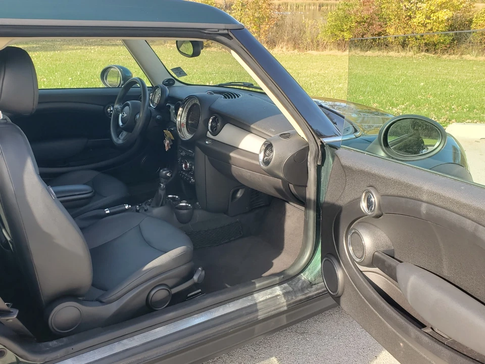 2014 Mini Clubman 1st Gen - Image 15 of 21