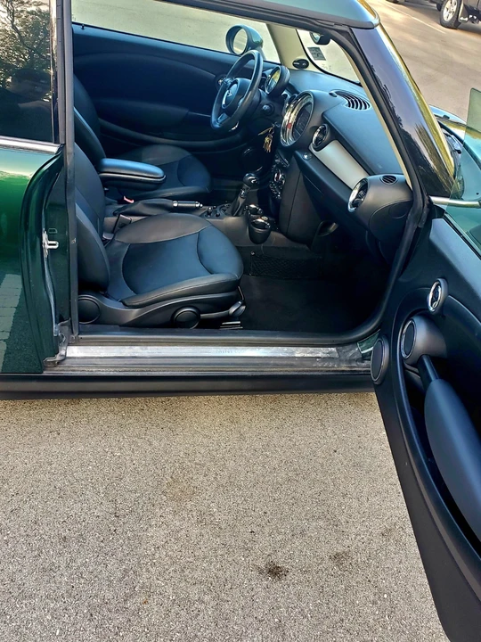 2014 Mini Clubman 1st Gen - Image 19 of 21