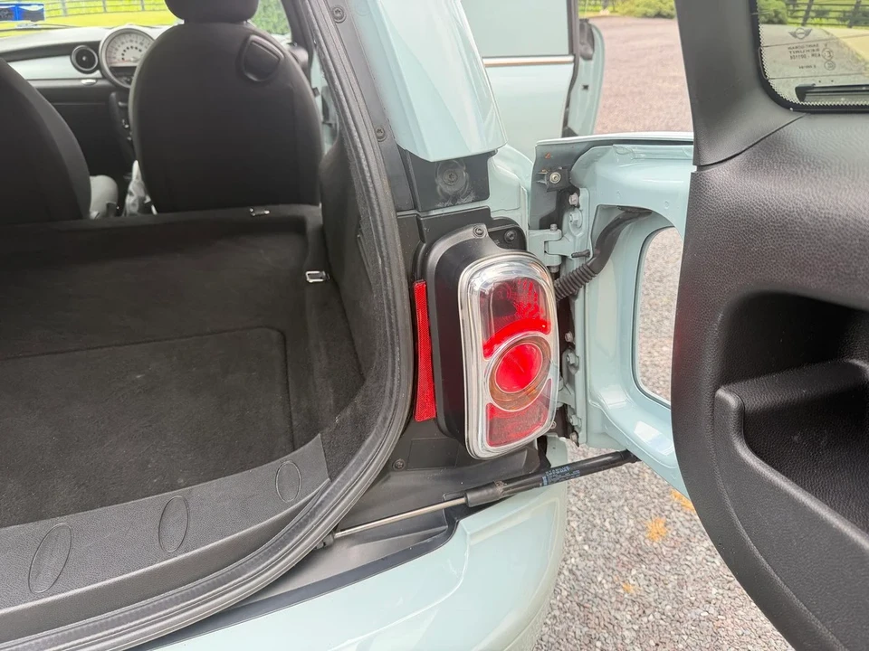 2014 Mini Clubvan 1st Gen - Image 29 of 31