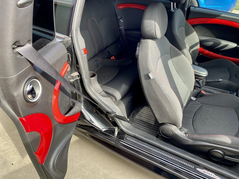 2014 Mini Clubman 1st Gen - Image 26 of 31