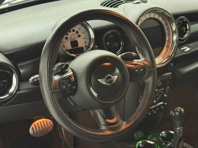 2014 Mini Coupe & Roadster - Image 16 of 21