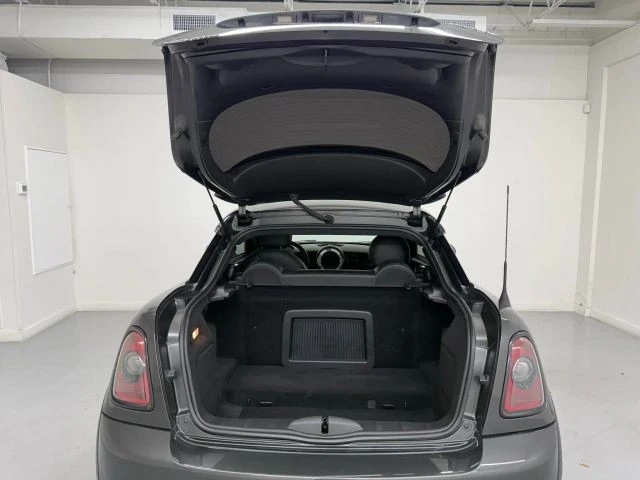 2014 Mini Coupe & Roadster - Image 28 of 31