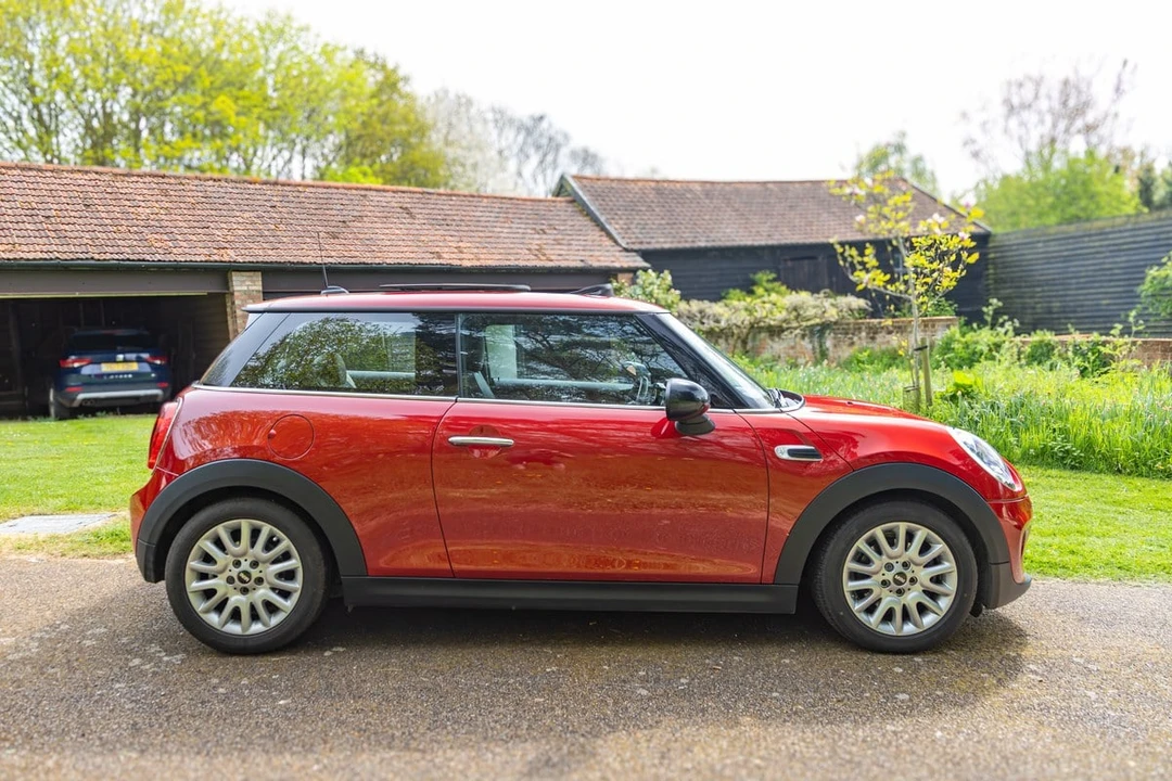2014 Mini Mini 2nd Gen - Image 4 of 30