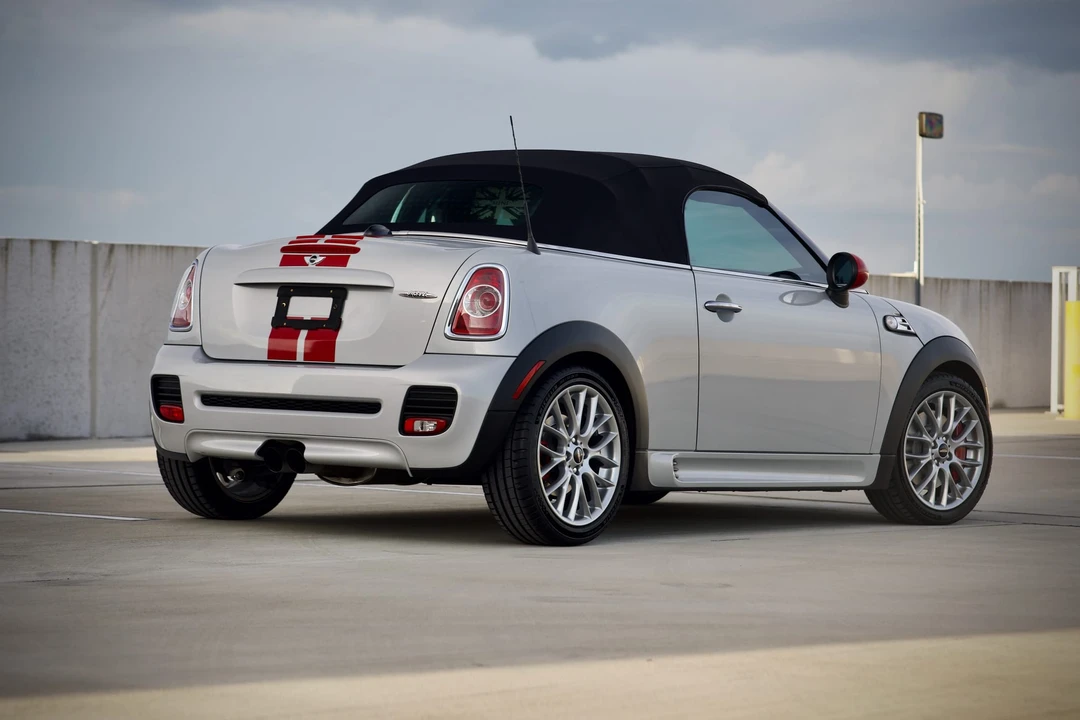 2014 Mini Coupe & Roadster - Image 13 of 31