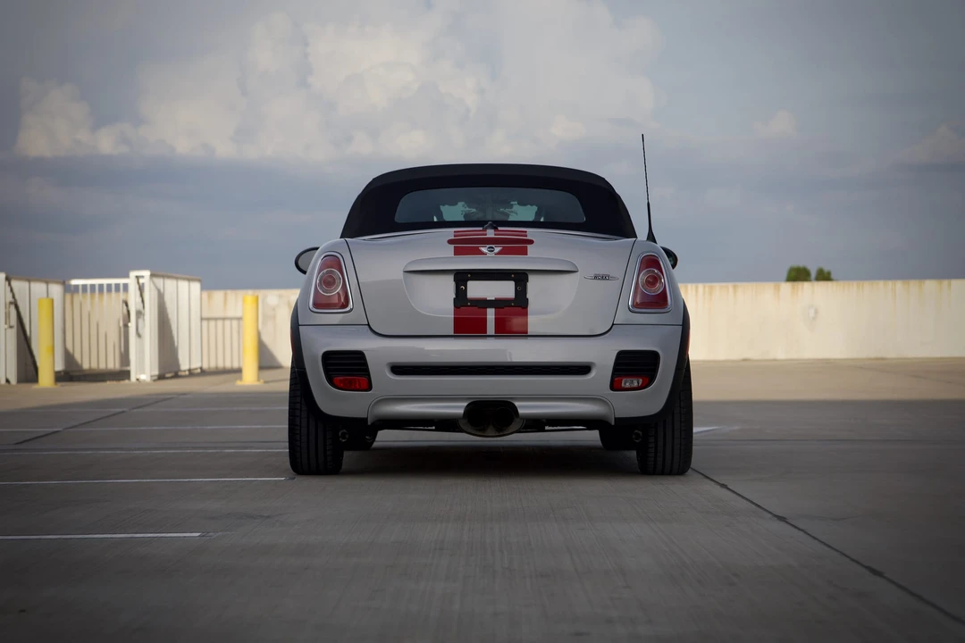 2014 Mini Coupe & Roadster - Image 14 of 31