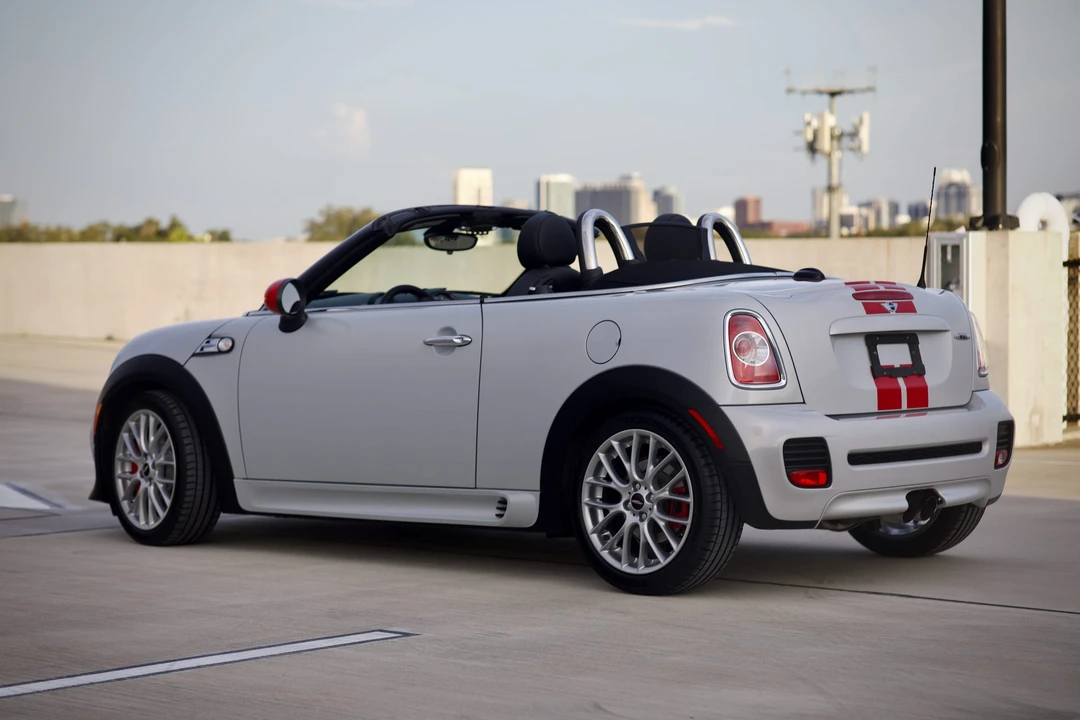 2014 Mini Coupe & Roadster - Image 8 of 31
