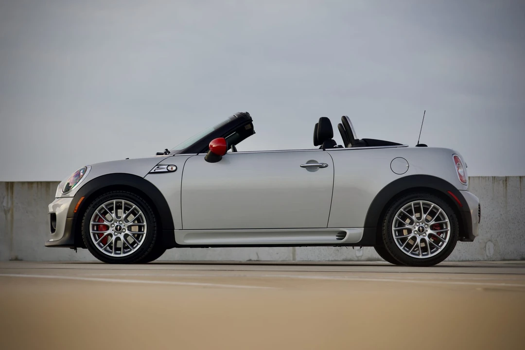 2014 Mini Coupe & Roadster - Image 9 of 31